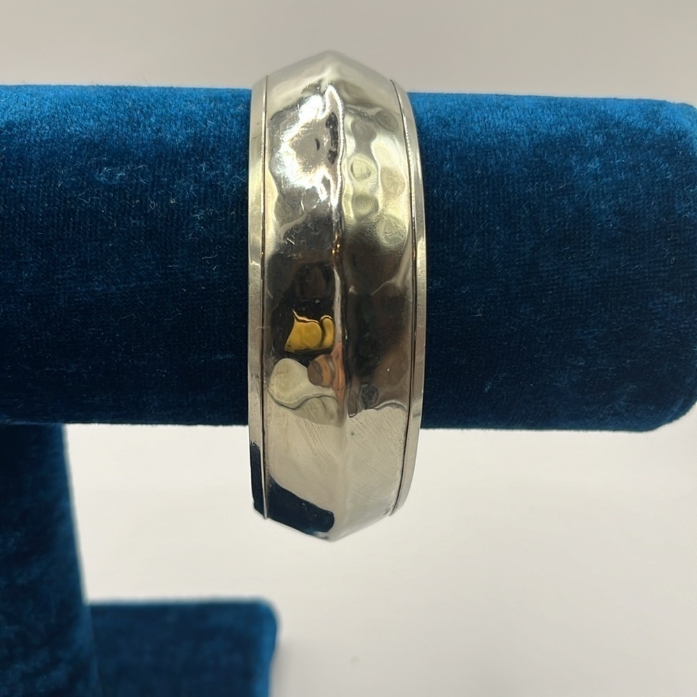 Silver Tone Hammered Design Classic Metal Bangle 2 1/2”